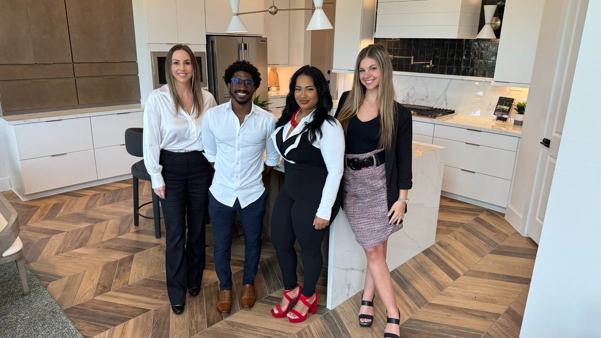 Home staging with team